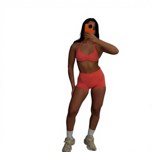 Ensemble de yoga 2 pièces pour femme, violet, avec crop top à fines bretelles et short taille haute, sans couture, froncé aux fesses, tenue de sport - Product Image 6