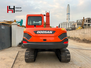 Высококачественный подержанный колесный экскаватор Doosan DX80-9, модель 2023 года, 8 тонн, с двигателем, насосом и коробкой передач, в продаже - Product Image 3