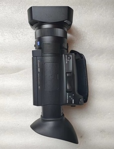 กล้องบันทึกภาพประสิทธิภาพสูง 4K FDR AX700 CMOS 14MP ซูมออปติคอล 10x -20x รูรับแสงสูงสุด F4.5 ใช้สื่อ SD พร้อมฟังก์ชั่นบันทึกภาพ - Product Image 3