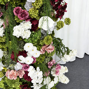 Arreglo Floral Realista de Lujo en Rojo Borgoña y Esmeralda para Arco de Boda, Decoración de Fondo - Product Image 4