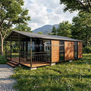 Maison conteneur de luxe moderne de 20 pieds extensible avec toit à pignon étendu et véranda, <span class=keywords><strong>villa</strong></span> modulaire préfabriquée <span class=keywords><strong>pour</strong></span> bureau de jardin ou unité secondaire (ADU) - Product Image 1