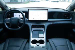 BYD Seal 07 DM-i 2023-2026 Usado, Auto Mediano, <span class=keywords><strong>Tienda</strong></span> Profesional de Autos Usados en China, Magic Auto, Vehículo de Nueva Energía - Product Image 3