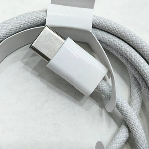 Cable de Carga Rápida Tipo-C de Alta Calidad de 3 pies/6 pies, Trenzado, PD 60W, Sincronización de Datos para iPhone 14/15/16/17 Pro Max, para Computadora - Product Image 2