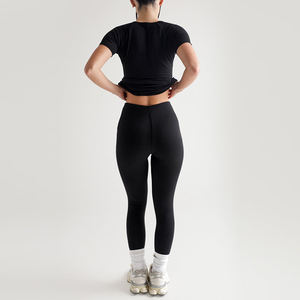 Active Yoga Wear Femmes Manches Courtes Crop Top Butt Lift Leggings Fitness Gym Sets - Product Image 5