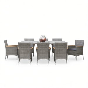 Conjunto de Comedor de Patio de Ratán Sintético Gris para 8 Personas, Muebles de Jardín de Estilo Contemporáneo con Estructura de Acero Resistente a la Intemperie - Product Image 1