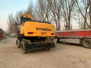 Excavadora de Ruedas Hyundai R210W-7 Usada en Corea del Sur con Buen Rendimiento, Hyundai R210W-7 de Segunda Mano en Venta - Product Image 3