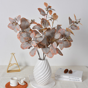 Flower Delight Ramas de Eucalipto Artificiales de 30cm-100cm, Flores de Seda Color Púrpura Grisáceo para Decoración de Bodas - Product Image 4