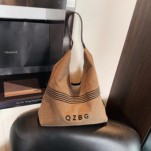 Nouveau sac fourre-tout léger à rayures décontractées et lettres, style vintage, pour mère et fille - Product Image 3