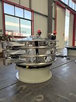 Fünf-Gewürz-Pulver-Vibrationssieb für chinesische Gewürzmischungen, feinpartikelgebunden, Edelstahl, 0,5-5 Tonnen Kapazität, lebensmittelecht
