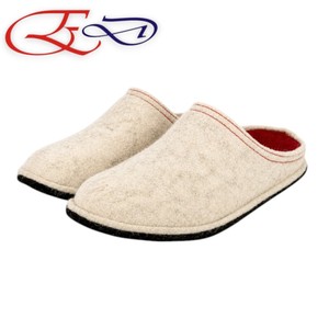 Premium Material Anti‑Slip Women's Felt <b>Slippers</b>, Light Weight Warm <b>Soft</b>‑Sole Round Toe for Winter Bedroom Lounge Home Use - Product Image 1