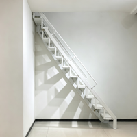 Échelle pliante murale gain de place en alliage d'aluminium pour appartement