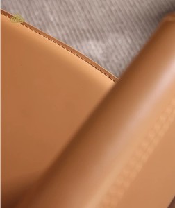 <span class=keywords><strong>Chaise</strong></span> de <span class=keywords><strong>salle</strong></span> <span class=keywords><strong>à</strong></span> <span class=keywords><strong>manger</strong></span> moderne de luxe léger avec pieds <span class=keywords><strong>en</strong></span> métal doré et assise <span class=keywords><strong>en</strong></span> <span class=keywords><strong>cuir</strong></span> rembourrée, <span class=keywords><strong>chaise</strong></span> d'appoint pour villa, appartement, mobilier de <span class=keywords><strong>salle</strong></span> <span class=keywords><strong>à</strong></span> <span class=keywords><strong>manger</strong></span> - Product Image 2