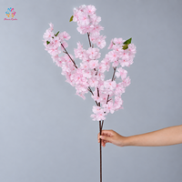 Ranting Bunga Sakura Sutra Batang Panjang dengan Daun, Bunga Sakura Buatan untuk Dekorasi Dinding Bunga Acara Pernikahan