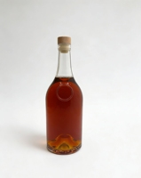 Carafe en verre haut de gamme la plus vendue 700ml/750ml avec bouchon en liège finition mate impression logo personnalisé pour spiritueux, stockage, bar à domicile, cadeau