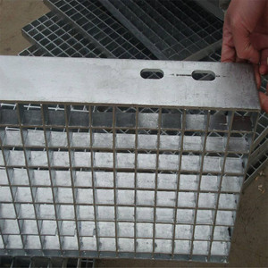 Grille en acier sur mesure, robuste, à emboîtement par pression, grille métallique en acier, grille en acier 90X10 avec une capacité de charge élevée - Product Image 3