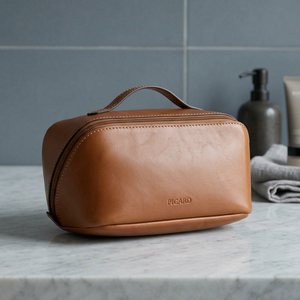 Étui portable Picard en cuir véritable vintage, taille moyenne, avec fermeture éclair classique et poignée souple pour le voyage - Product Image 2