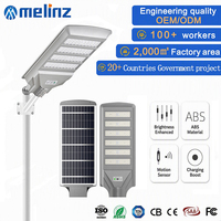 Lampadaire Solaire Tout-en-un à Vendre Rapidement, 100-300W, LiFePO4, 60 Jours de Pluie, IP65, pour Routes et Chemins Ruraux