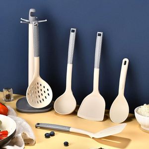 Silicone Protective Spatula Non-Damaging Non-Stick Pan Specialized Soup Spoon for Frying Utensil for Kitchen Use - Product Image 2