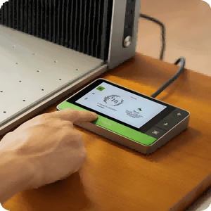 Grabadora Portátil <span class=keywords><strong>de</strong></span> Alta Velocidad XTool <span class=keywords><strong>F1</strong></span> Ultra con Marcado Láser Dual <span class=keywords><strong>de</strong></span> Fibra y Diodo <span class=keywords><strong>de</strong></span> 20W y Cámara para Bricolaje 3D en Metal y Plástico - Product Image 2