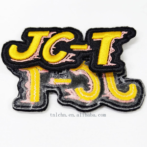 Parches bordados al por mayor diseñador personalizado 3D bordado parches bordados hierro en la ropa - Product Image 5