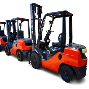 <b>Mini</b> <b>Old</b> Japanese Used Forklift Small Pallet Truck for Sale-Diesel Powered Two Stage Mast - Product Image 1