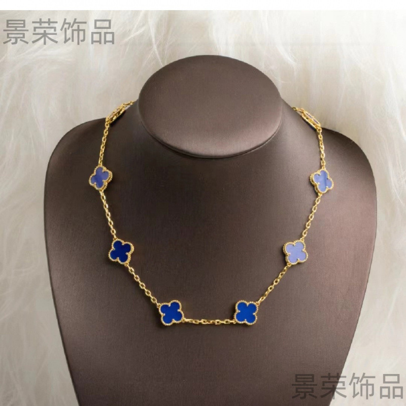 Bleu foncé