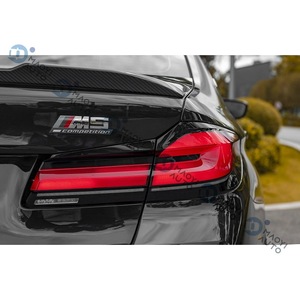 2023 <span class=keywords><strong>BMW</strong></span> M5 Auto 4 puertas 5 asientos sedán de lujo caja de cambios Manual automática de 8 velocidades coches usados medio-grandes <span class=keywords><strong>comprar</strong></span> en línea - Product Image 6