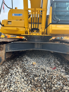 Excavatrice Komatsu 130 d'occasion en bon état, 11/13/10/12 tonnes, disponible en stock limité, prête à être expédiée, excellent rapport qualité-prix - Product Image 6