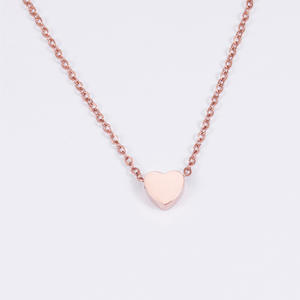 Collana classica con pendente a cuore di pesca traforato in acciaio inossidabile per matrimoni e feste - Product Image 6