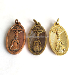 Collar con medallones de protección de cazador de fantasmas, joyería religiosa para hombres y mujeres - Product Image 3