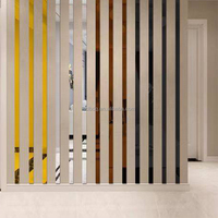Papier peint personnalisé de luxe en PVC miroir doré auto-adhésif à texture métallique pour la décoration des murs, des plafonds et des meubles