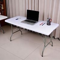 Table de camping portable en HDPE avec robinet pliable pour usage extérieur