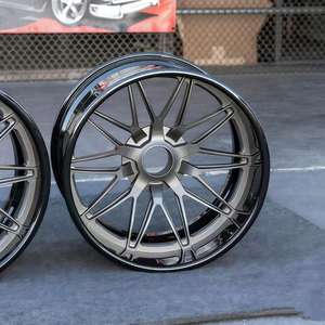 Ruedas Forjadas de Aluminio de 2 Piezas SAiLen, Diseño Cóncavo Profundo Personalizado, Remaches Mecanizados, Compatibilidad Universal para Audi PCD LT265 65R17 - Product Image 1