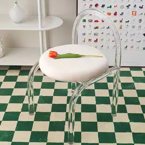 Modern tasarım yaratıcı akrilik sandalye ins stil popüler makyaj İskandinav akrilik sandalye yemek masası sandalyesi