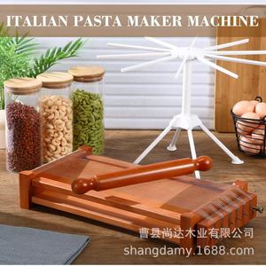 Cortador de pasta de madera hecho a mano, herramienta para hacer pasta con rodillo, herramienta para prensar pasta - Product Image 4