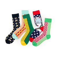 Vente en gros de chaussettes tube en coton de couleur classique Chaussettes africaines à motif tricoté Chaussettes de sport pour hommes