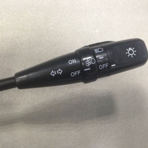Toyota Rino 115ps Combination <b>Switch</b> 84310-0W011 <b>12v</b> Plastic Toggle Changeover For Scooter Upper Placement - Product Image 3