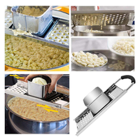 Spaetzle Maker en métal de haute qualité avec poignée ergonomique Outil de presse à pâtes de cuisine à domicile