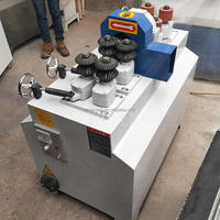 Machine puissante pour la fabrication de manches de balai électrique, de pelles et de bâtons ronds en bois