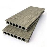 Plancher en WPC pour stand de marché fermier, surface striée antidérapante, revêtement de sol extérieur en WPC