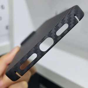 <span class=keywords><strong>Custodia</strong></span> per cellulare con LOGO personalizzato per <span class=keywords><strong>iPhone</strong></span> 15 <span class=keywords><strong>custodia</strong></span> in fibra di carbonio per <span class=keywords><strong>custodia</strong></span> <span class=keywords><strong>Apple</strong></span> <span class=keywords><strong>iPhone</strong></span> Aramid 12 13 <span class=keywords><strong>14</strong></span> 15 Pro Max - Product Image 6
