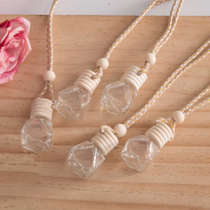 Thiết kế sáng tạo 10ml xe treo dây chai nước hoa phong cách khác nhau Tinh dầu khuếch tán hương thơm Mặt dây chuyền bán buôn - Product Image 3