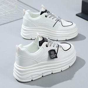 Nouvelles Chaussures de Skateboard Colorées LYKU 2026 pour Femmes – Été/Automne, Antidérapantes, Imperméables, Semelle Épaisse, Polyvalentes, Tendance, pour Étudiantes et Sportives - Product Image 4