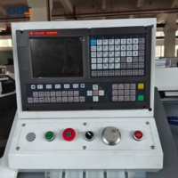 Tour CNC à lit plat CE automatique, haute précision, 4 axes, rail linéaire de 32 mm, broche de 220 V, pour micromécanique de précision