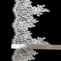 ERKOUMI Tissu en dentelle Chantilly en nylon lisse de 24 cm, blanc, à double feston, élégante dentelle française pour corset de soirée chic