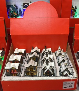 Maison verte d'arbre de Noël de LED de résine faite à la main avec le train de père Noël mouvement de scène de X'mas transparent-fonction rotative - Product Image 6