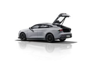 Cina a buon mercato veicolo di vendita calda Changan Univ 1.5T 2.0T 2024 <span class=keywords><strong>auto</strong></span> <span class=keywords><strong>usate</strong></span> Changan UNI-V IDD benzina <span class=keywords><strong>auto</strong></span> per la vendita - Product Image 5