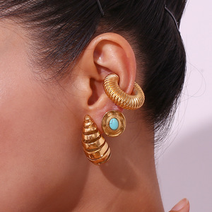 Pendientes de hélice en espiral con forma de gota de agua, de acero inoxidable chapado en oro PVD de 18 quilates |   Diseño de Lágrima Hueca Brillante que No se Deslustra - Product Image 2