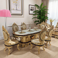 Französischer Antiker Massivholz-Esstisch und Stuhl-Set mit Blattgold-Luxus-Finish für Zuhause und Küche