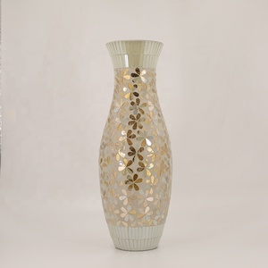 Best Selling Gold <strong>Glass</strong> Mosaic Design <strong>Glass</strong> Chimney <strong>Candle</strong> <strong>Holder</strong> Antique Finishing <strong>Candle</strong> Lamp - Product Image 5